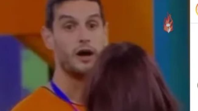 Natanael Cano defiende a Gala Montes