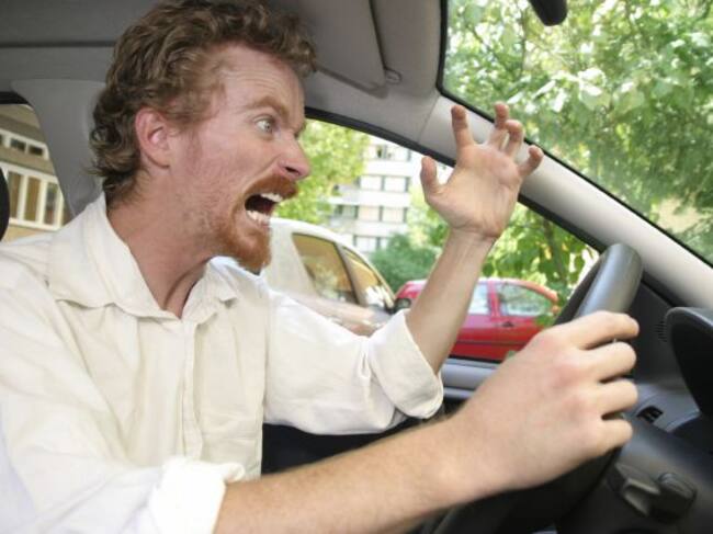 mujeres manejan mejjor