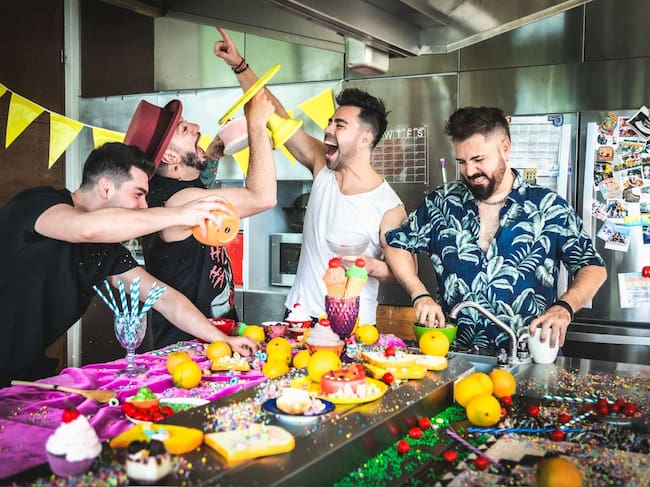 Evento para celebrar el día de las madres con pantufla