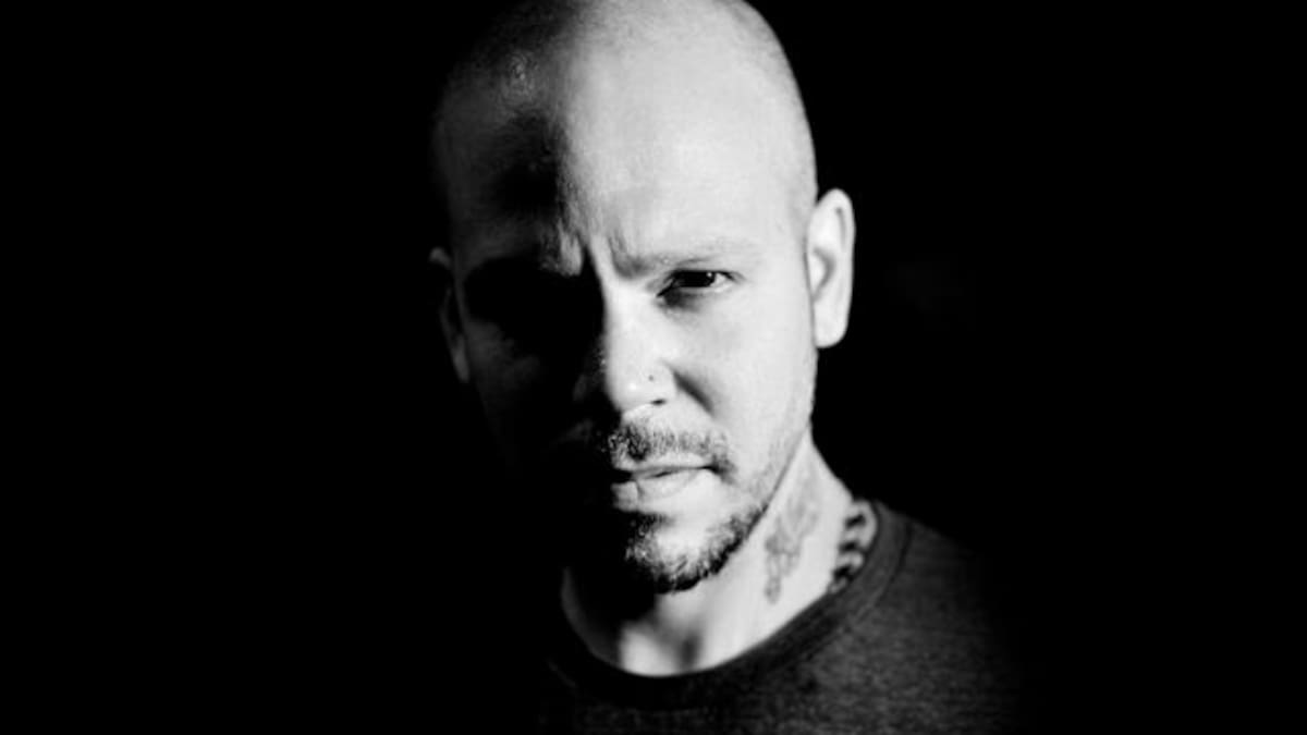 Residente lanza nueva canción por YouTube