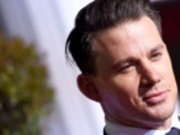 Channing Tatum le baila sensualmente a una cajera