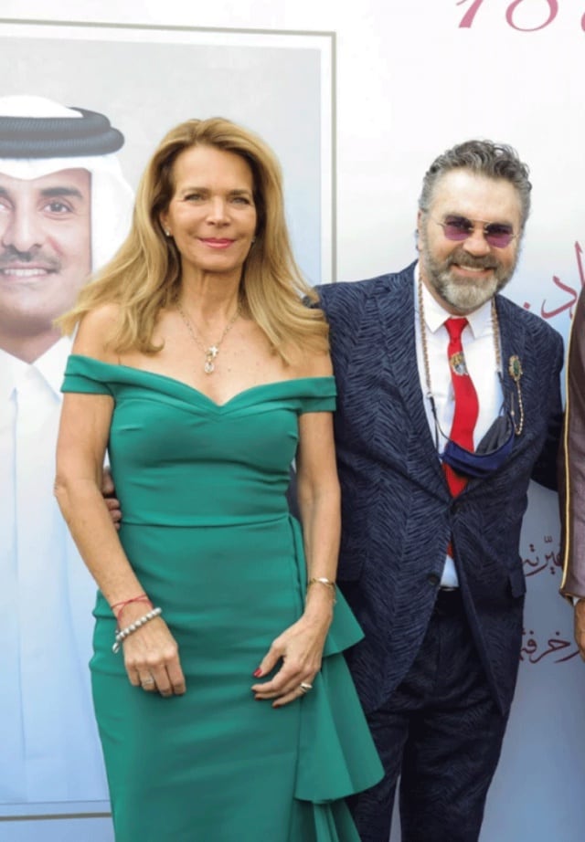 Mijares presume a su nueva novia Pita de la Vega