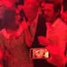 Mexicanos cantan con mariachi en Cannes