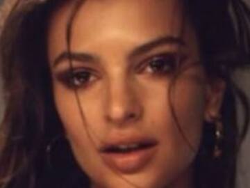 Emily Ratajkowski y el video más hot en la que la hemos visto