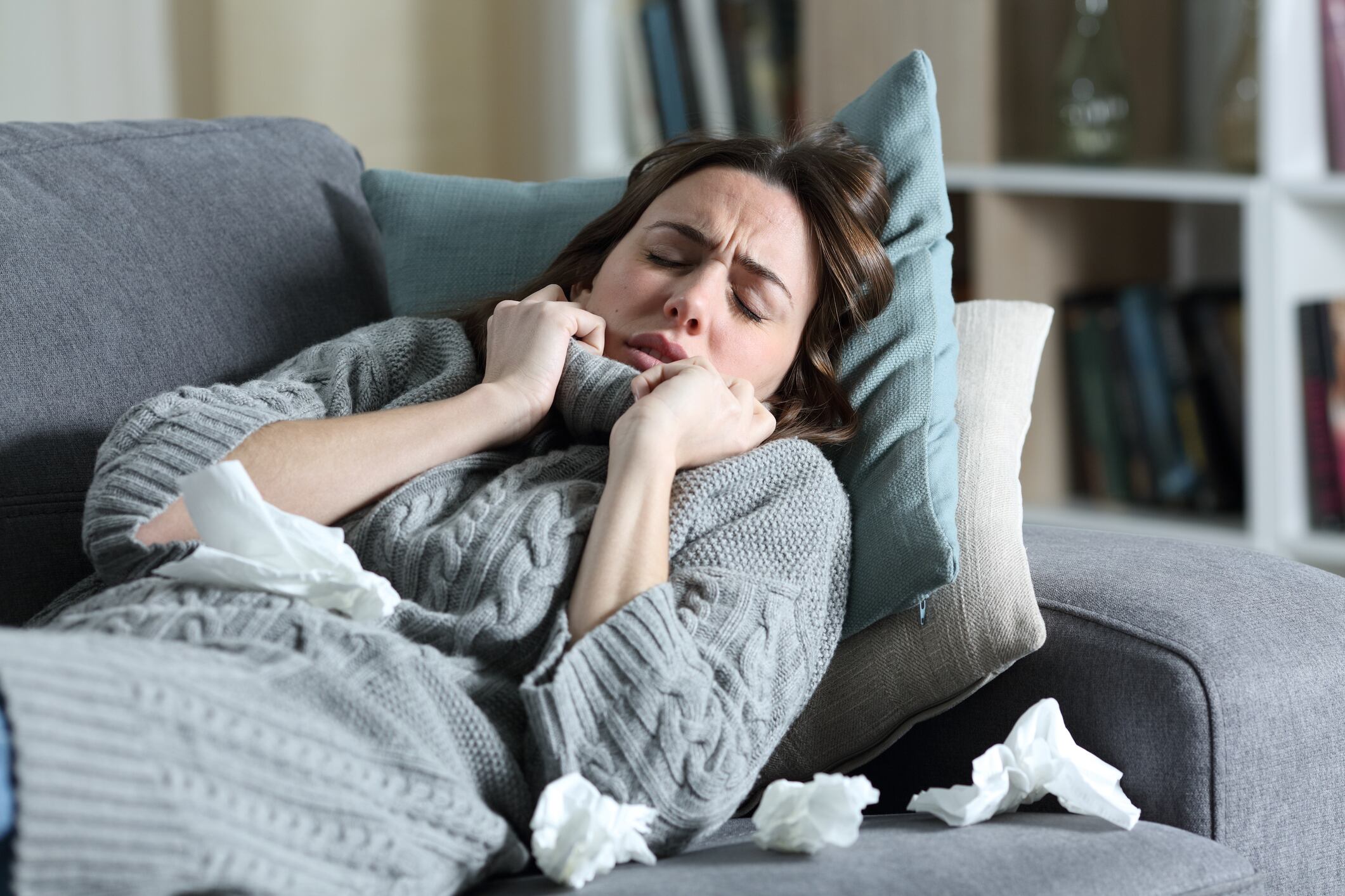 Estas 3 afecciones pueden varía un poco en síntomas, pero el signo que comparten es el flujo nasal.