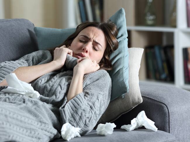Estas 3 afecciones pueden varía un poco en síntomas, pero el signo que comparten es el flujo nasal.
