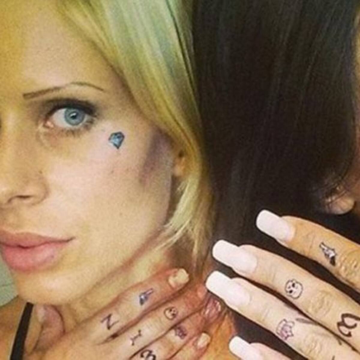 Gemelas se gastan miles de euros en estética para seguir siendo idénticas