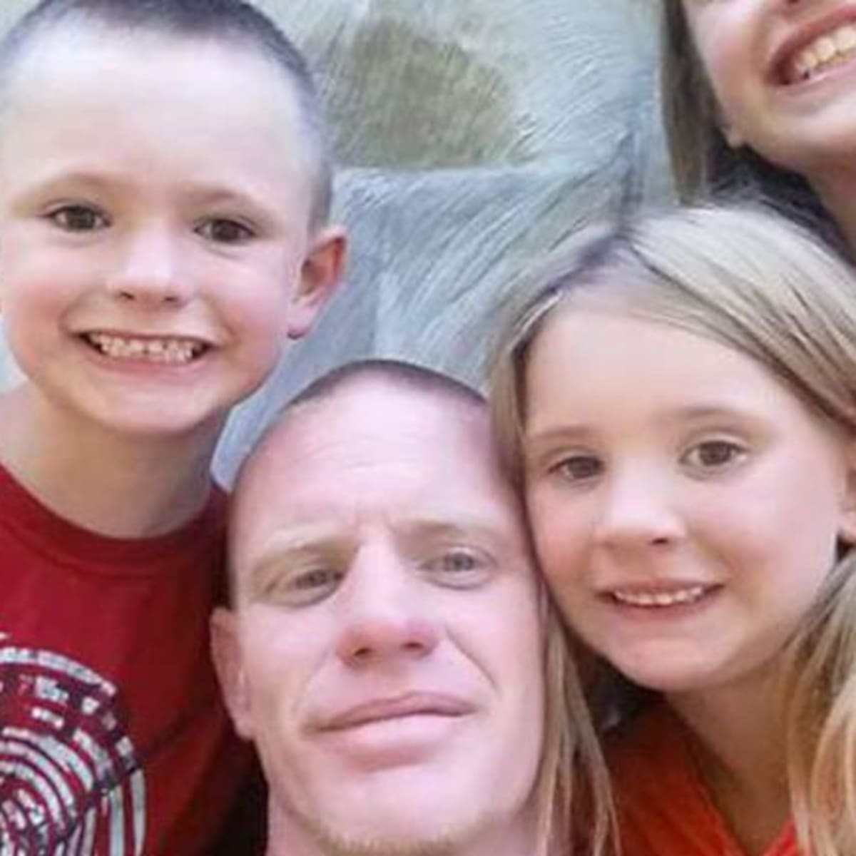 Su hija era bully y él la castigó de la peor manera