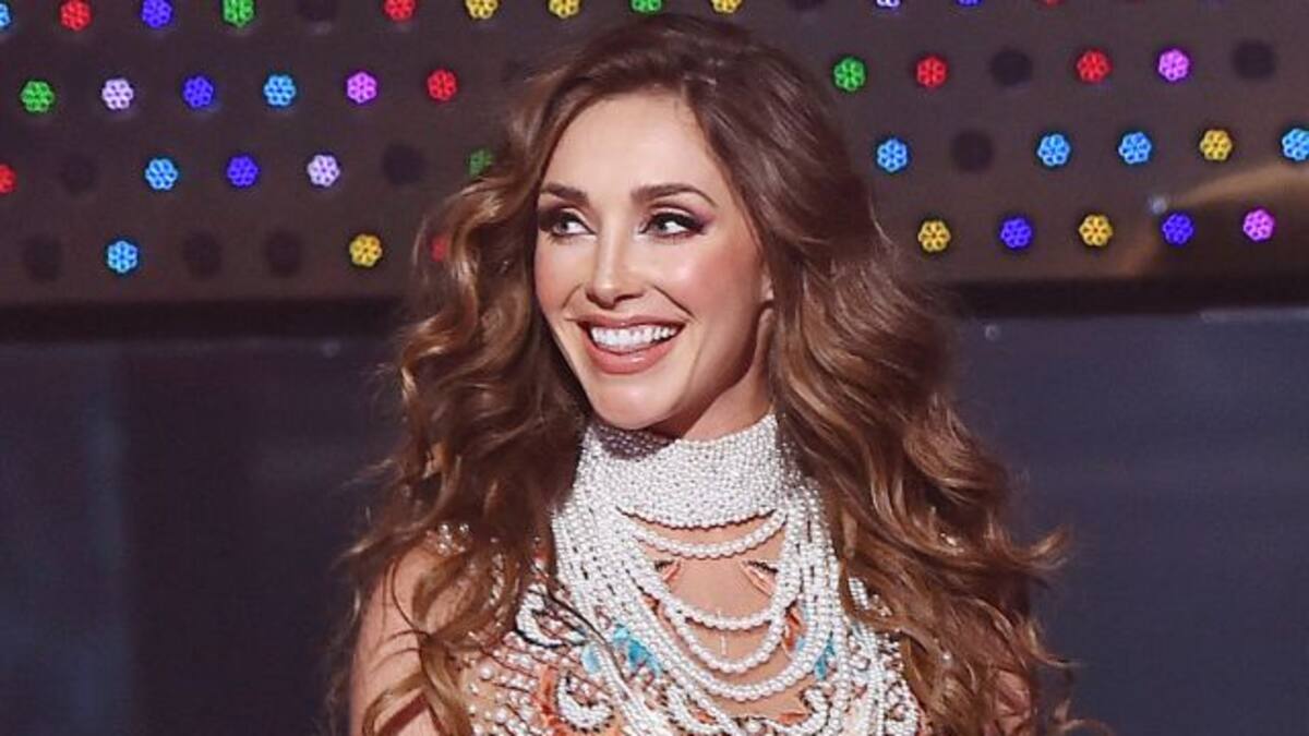 Así luce Anahí sin una gota de maquillaje