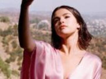 Selena Gomez luce radical cambio de look