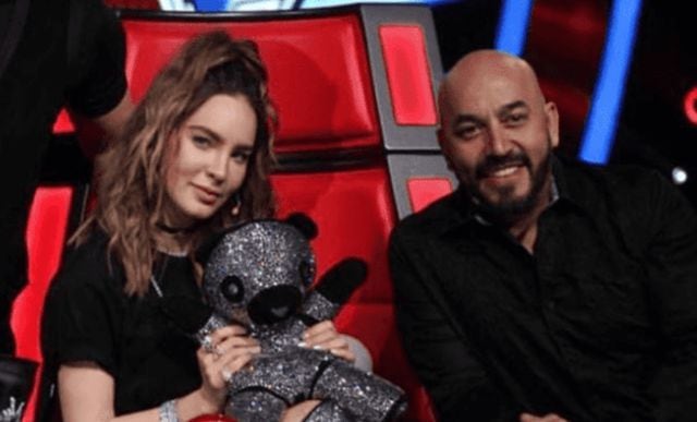 Lupillo Rivera habla sobre su relación con Belinda, desmiente los rumores y pide disculpas a la cantante. Ambos participan en el reality show de "La Voz Azteca" como coaches.