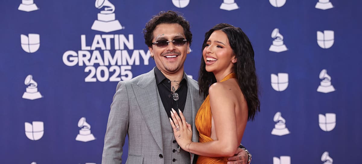 MX- Ángela aguilar y Christian Nodal