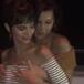 El sensual baile entre Bella Hadid y Emili Ratajkowski