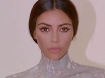 Kim Kardashian desafía Instagram con polémicos desnudos