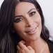Lo mas nuevo de Kim Kardashian para este ombligo de semana.