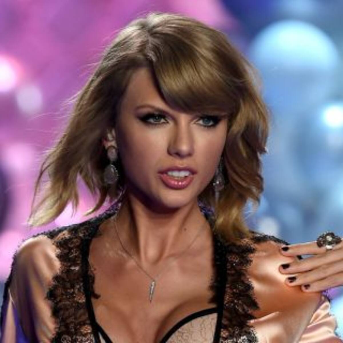 Dibujan a Taylor Swift en maíz