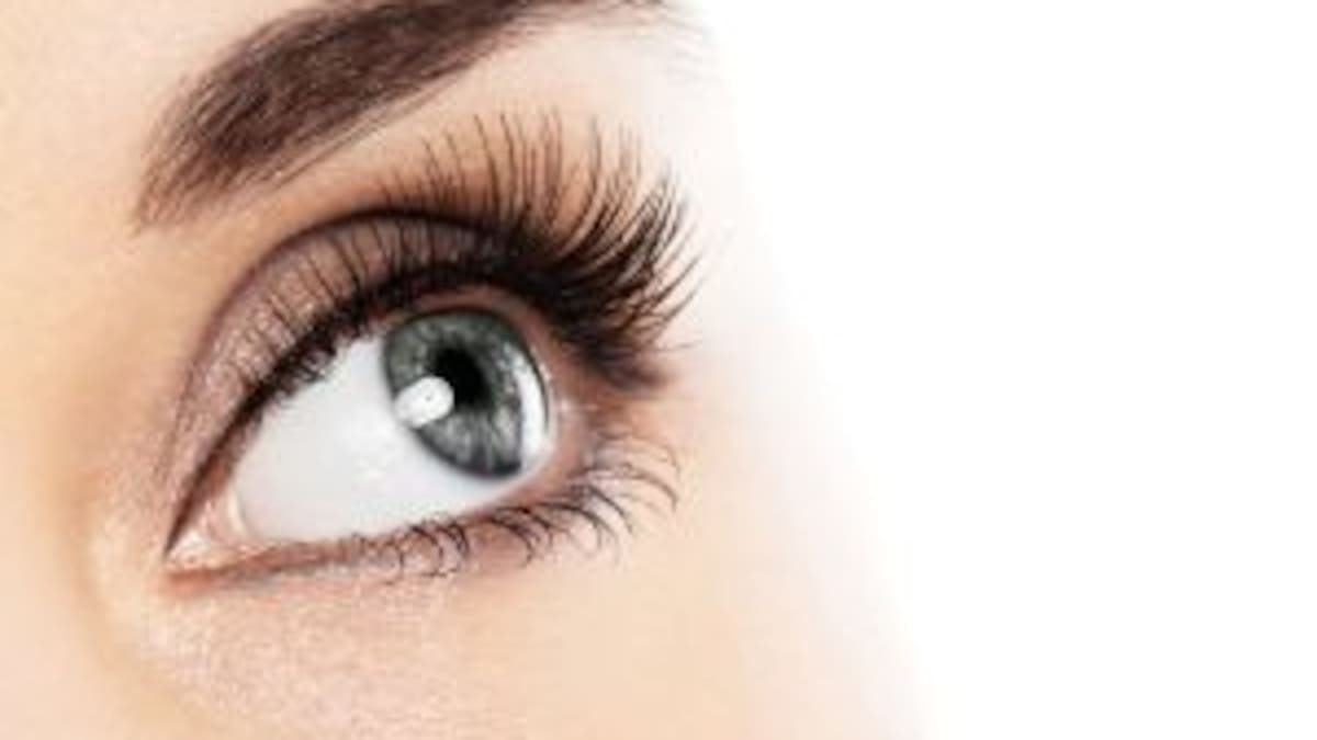 Haz que tus pestañas crezcan de forma natural