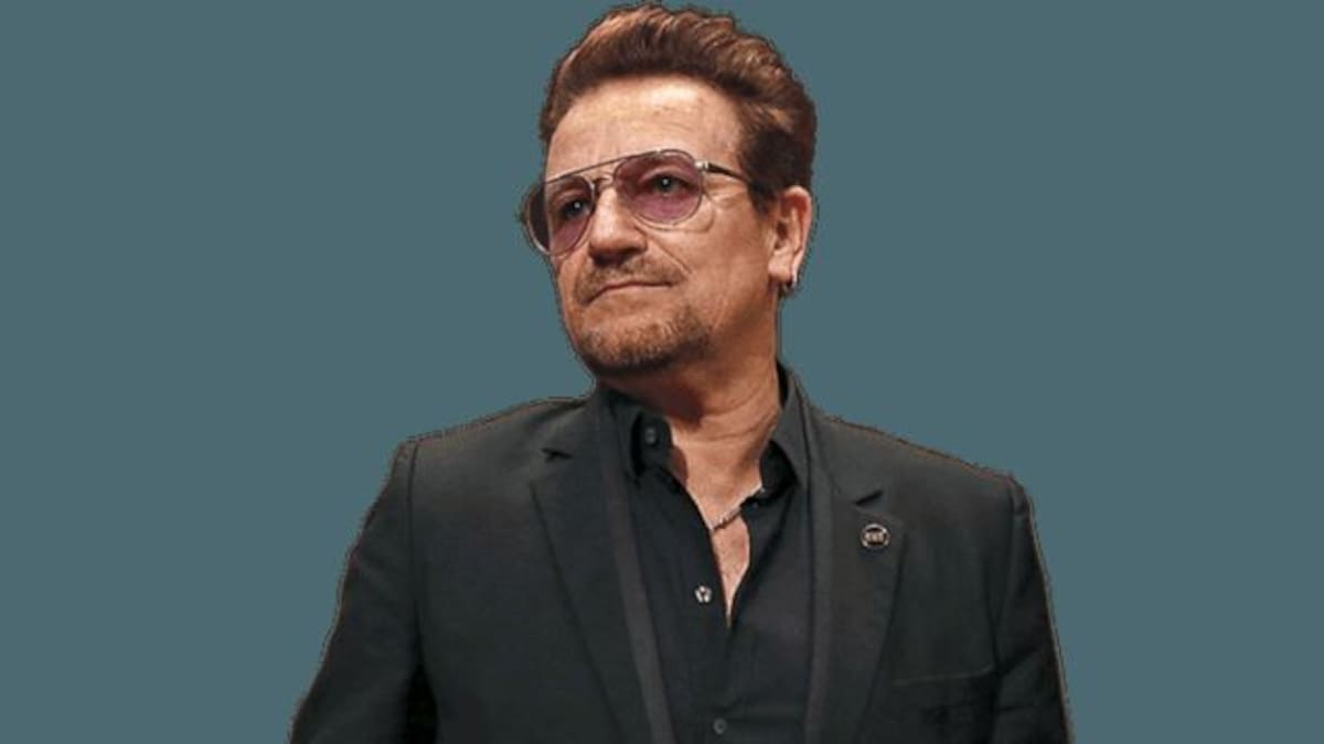 Bono es el primer hombre en la historia en ganar este título