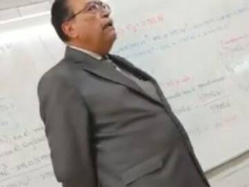 Profesor del IPN hace homenaje a José José