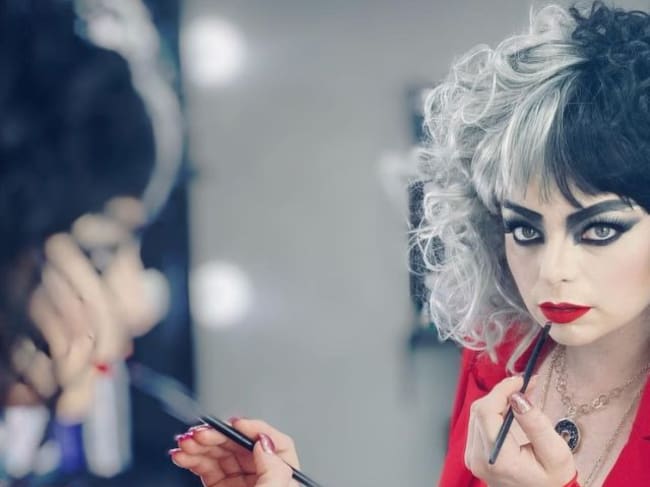 Violeta Isfel se disfrazó de Cruella