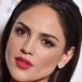 Eiza González presume pronunciado escote