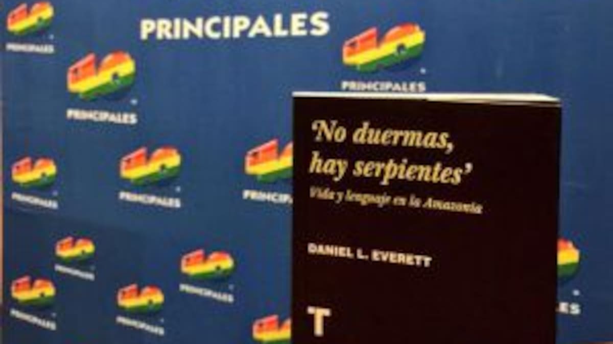 "No duermas, hay serpientes"