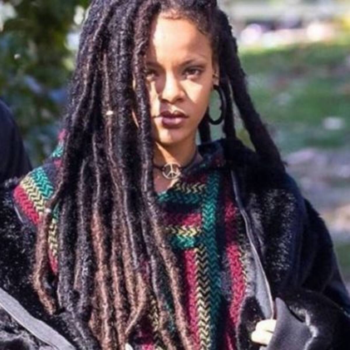 Rihanna causa polémica por fotografía