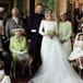 Harry y Meghan revelan primeras fotos oficiales como familia