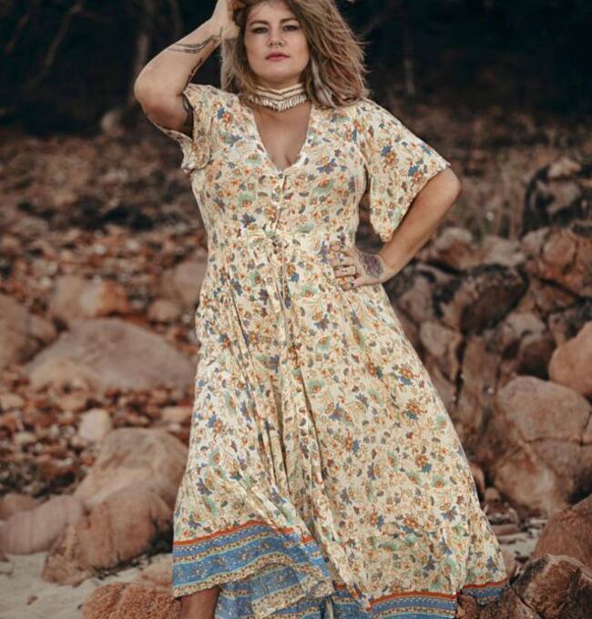 Constance Hall tiene su propia línea de ropa