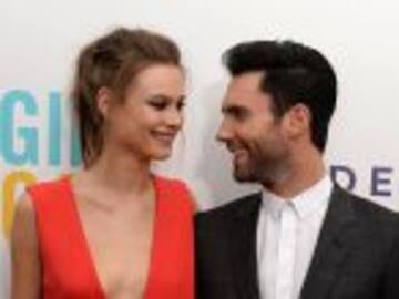 Adam Levine compartió su primera foto familiar