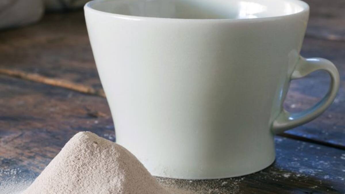 ¿Una taza hecha de muertos?