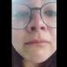 Le sacan las muelas del juicio y su reacción la comparte en YouTube