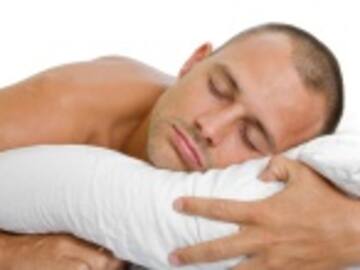 10 razones para dormir desnudo