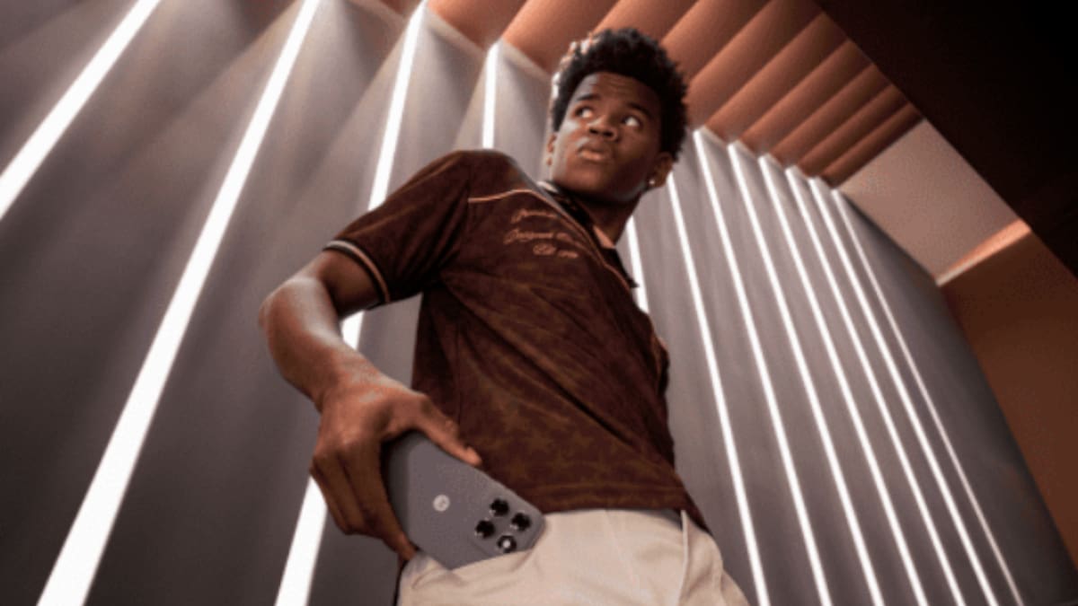 Motorola renueva su gama media: así son los nuevos moto g77, g67 y g17