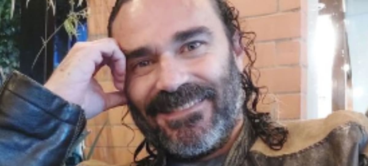 Actor de Amor en Custodia reaparece tras diagnóstico de cáncer
