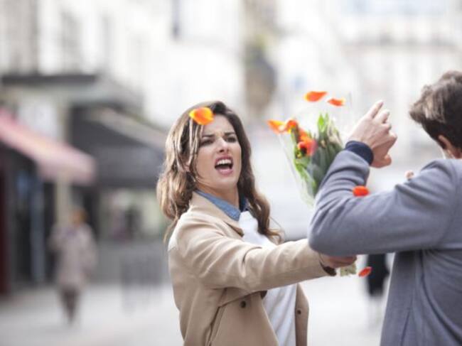 Síndrome de Rebeca, cuando sientes celos por la ex de tu pareja