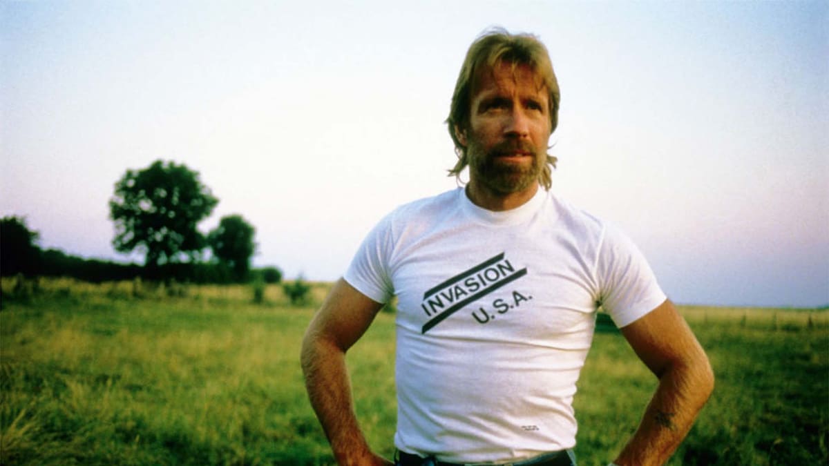 Chuck Norris no se ha ido: un nuevo video en sus redes sociales revela el lado más humano del eterno guerrero