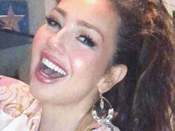 Thalía seduce con diminuto bikini