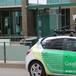 Google Maps muestra a hombre cayendo por las escaleras