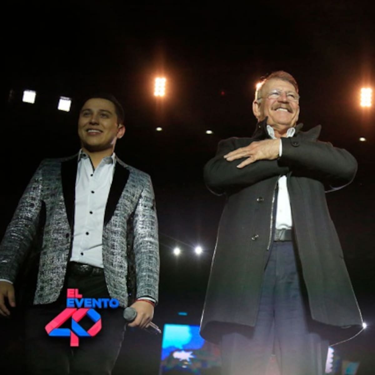 La Arrolladora Banda El Limón en El Evento 40