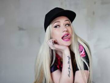 Iggy Azalea sorprende con extravagante twerk
