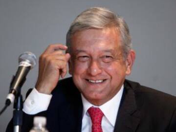 Andrés Manuel confunde la fecha de salida de Porfirio Díaz