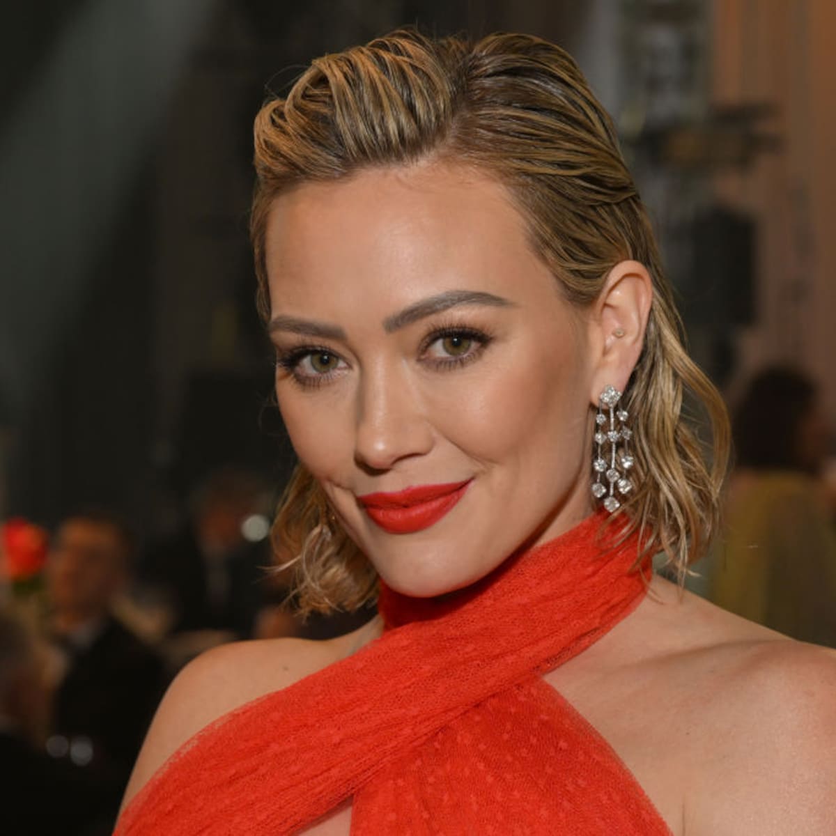 Hilary Duff habla por fin sobre su histórica rivalidad con Lindsay Lohan