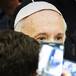 Al Papa Francisco no le gustan los teléfonos
