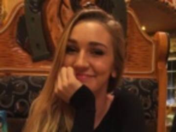 Hace match con actriz para adultos