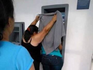 Los mejores memes de #LadyCajero