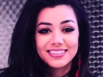 Conductora de 'Confetti' se deja ver muy sexy