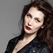 Bella Hadid baila en topless