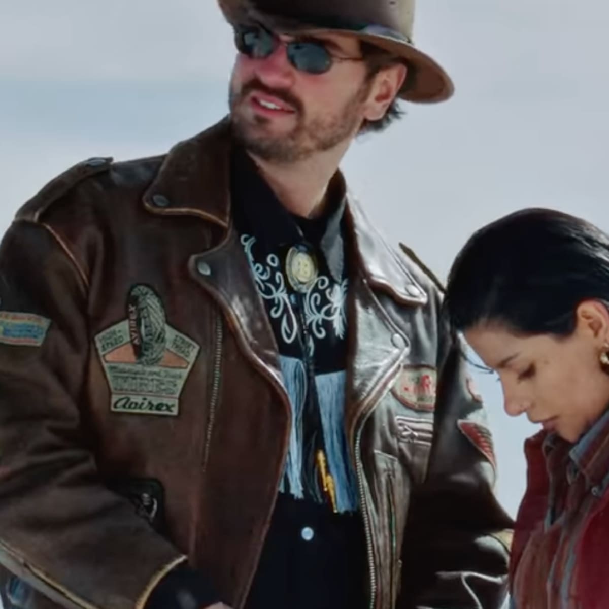 “Un vals” de Christian Nodal: el análisis de la canción que nadie está viendo sobre su historia de amor con Ángela Aguilar