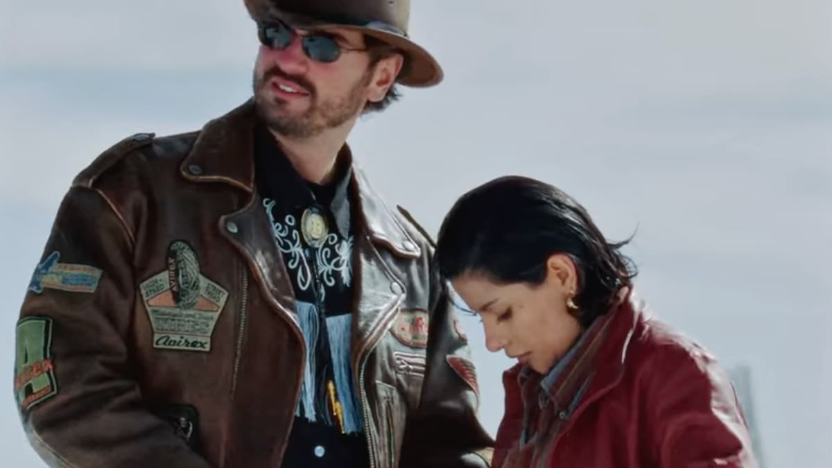 “Un vals” de Christian Nodal: el análisis de la canción que nadie está viendo sobre su historia de amor con Ángela Aguilar